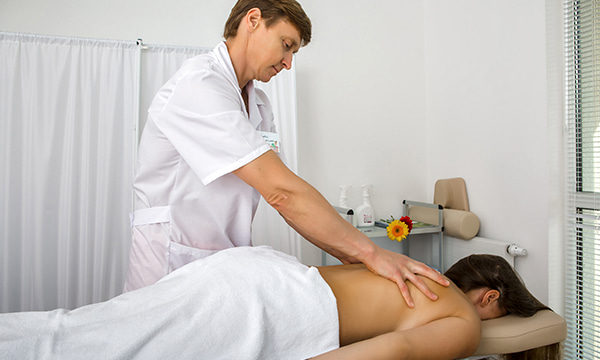 Общий массаж медицинский (при заболеваниях) - 5,0 ед.